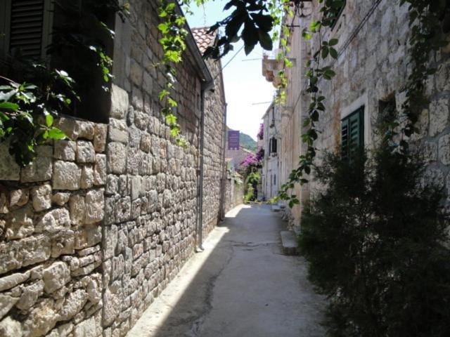 Apartments Haracic Hvar Town Buitenkant foto