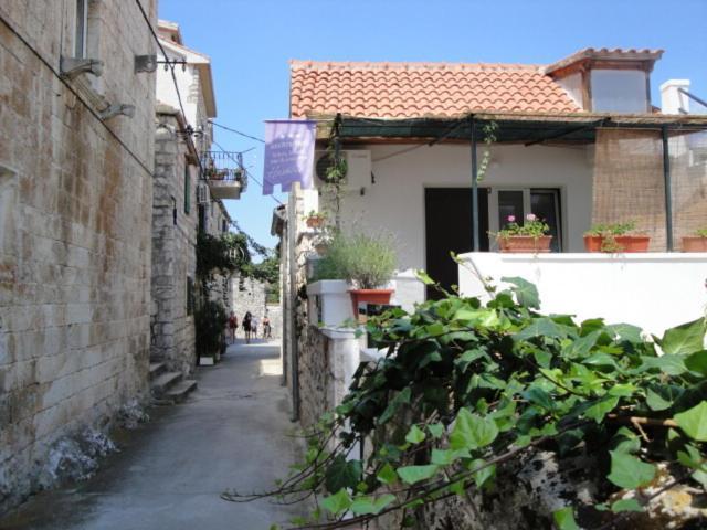Apartments Haracic Hvar Town Buitenkant foto